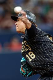 楽天戦に先発し、5回1失点の宮城=京セラドーム