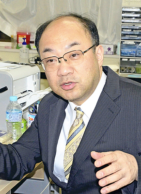 「県全体で医師を育てる意識が必要」と話す大谷教授