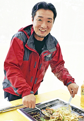 「広い芝生もあるので、小さな子どもと楽しんでほしい」と話す伊藤さん