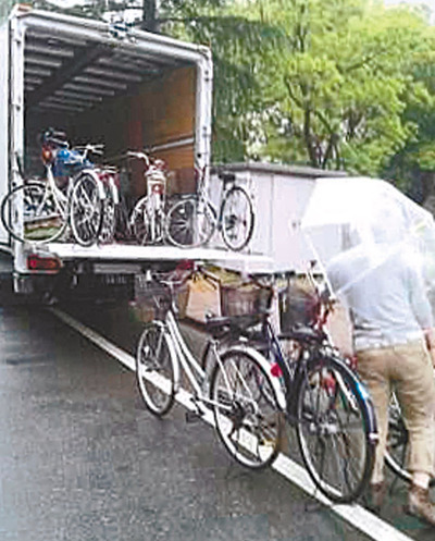 大学のサークル活動でリサイクルした放置自転車をいわきの避難者に届けた。大学の仲間とこの活動をやり遂げたことが久之浜と関わるきっかけとなった