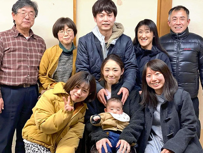 古里から遠く離れた久之浜で暮らす私を見守ってくれている家族。私は勝手なことばかりしているが、この正月、家族の温かさに触れた