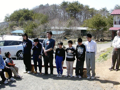 明日飛子ども自立の里での入園式の様子。みんな素直な子どもたちだからこそ、寄り添いたいのです