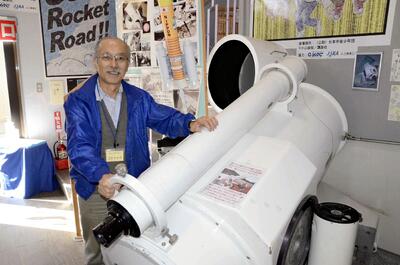 震災で壊れた天体望遠鏡。いつの時代も大変なことはある。そんな時は星を見て元気になってほしい