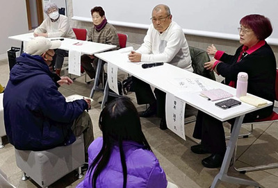 東日本大震災当日の様子などを語る富岡町民ら