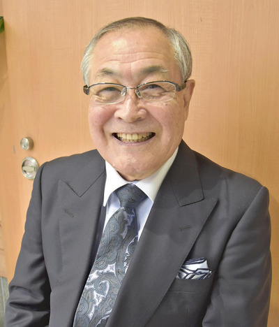初の主演映画である「シェアの法則」上映会への来場を呼びかける小野武彦さん