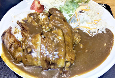 カレー豚丼（１３００円）
