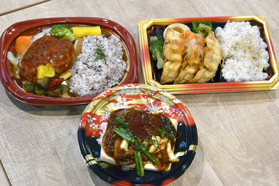 「夏野菜のサルサバーグ弁当」（上段左）、「美味！名物マルトのジャンボ餃子揚げ弁当」（同右）、「シビ辛やっこ丼」（下段）