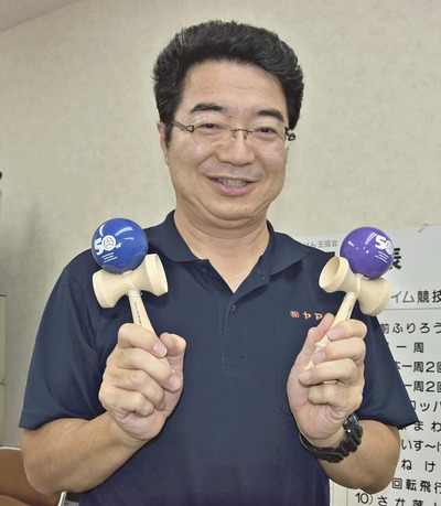 「けん玉の無限の可能性を伝えたい」と意気込む山木さん