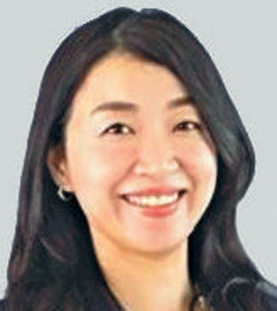 伊東尚美助手
