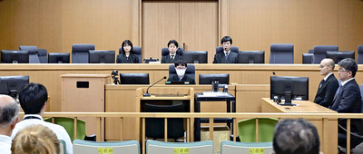 判決公判が開かれた地裁郡山支部の法廷＝１７日（代表撮影）