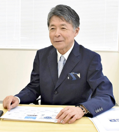 「事業の持続的発展を目指して伴走支援する」と話す矢吹社長