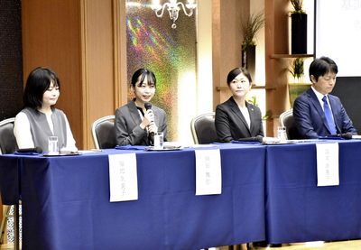 意見を交わす（左から）福地さん、熊田さん、荘司さん、野地さん