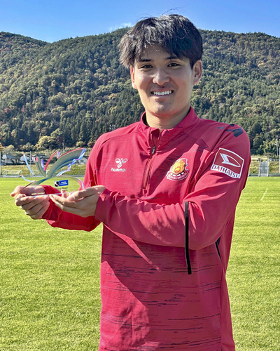 月間ヤングプレーヤー賞を受賞した松長根（福島ユナイテッドＦＣ提供）