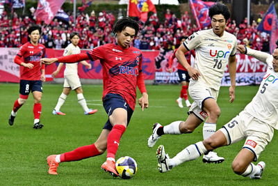 いわきで飛躍を遂げたＭＦ石渡。いわきは１０年間積み上げてきた育成方針が評価され、Ｊ１から有望株が加入することが増えた