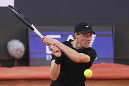 　準優勝だったヤニク・シナー＝１８日（ＡＰ＝共同）