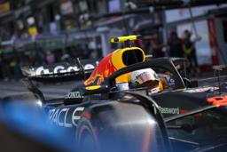 　Ｆ１のモナコ・グランプリ予選を走行するレッドブルの角田裕毅＝２４日（ゲッティ＝共同）