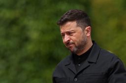 　ベルリンのドイツ首相官邸を訪れるウクライナのゼレンスキー大統領＝２８日（ゲッティ＝共同）