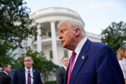 　トランプ米大統領＝１２日、ワシントン（ロイター共同）