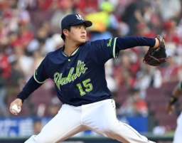 　広島戦に先発したヤクルト・中村優＝マツダ