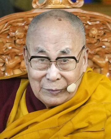 　ダライ・ラマ１４世