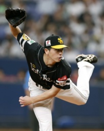 　７回無失点で６勝目を挙げたソフトバンク・大関＝京セラドーム