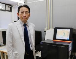 　１型糖尿病について研究する近畿大の能宗伸輔教授