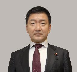 　柳本顕氏