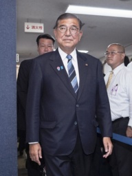 　メディアのインタビューに臨む自民党総裁の石破首相＝２０日９時５３分、東京・永田町の党本部