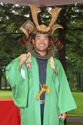　３年ぶりとなるツアー優勝を果たした比嘉一貴＝御前水ＧＣ