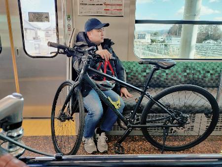 　サイクルトレインの運用が始まるＪＲ烏山線の車内のイメージ＝２月（ＪＲ東日本大宮支社提供）