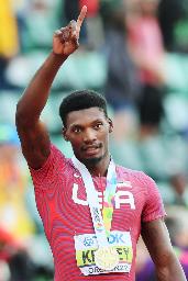 　男子１００メートルで優勝したフレッド・カーリー＝２０２２年７月（代表撮影・共同）