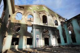 　ウクライナ東部ドネツク州ドブロピリャのボランティア拠点だった文化施設＝１９日（共同）