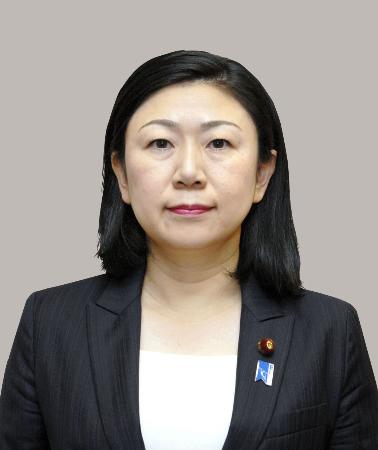 　牧島かれん元デジタル相