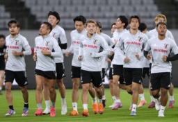　ブラジル戦に向け、最終調整する日本代表＝味の素スタジアム