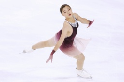 　女子フリー　演技する坂本花織＝アンジェ（共同）