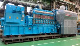 　川崎重工業の船舶用水素エンジンの試験機（同社提供）