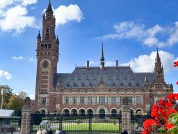 　国際司法裁判所が入るオランダ西部ハーグの建物＝９日（共同）