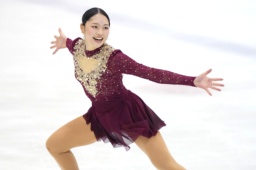 　女子フリー　演技する江川マリア＝山新スイミングアリーナ