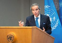 　２９日、ニューヨークの国連本部で記者会見するＩＡＥＡのグロッシ事務局長（国連提供・共同）