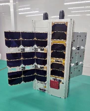 　古河電気工業が東京大と開発した人工衛星「ふなで」（古河電工、東京大提供）