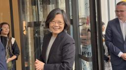 　９日、ベルリンに到着した台湾の蔡英文前総統（中央通信社＝共同）