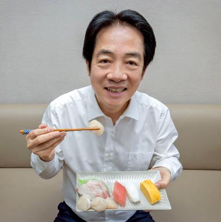 　２０日、フェイスブックに「昼食はおすし」と投稿した台湾の頼清徳総統（総統府提供・共同）