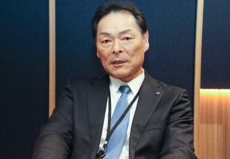　インタビューに答えるＰＬＴの道浦正治社長