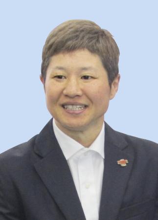 　藤岡奈穂子さん